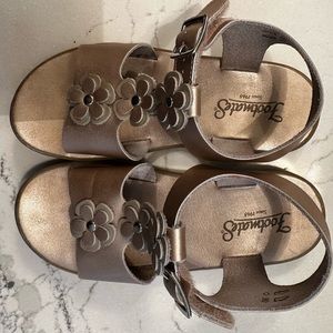 FootMates size 12 gold